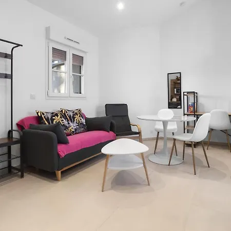 Apartment Moderne 4 - *
