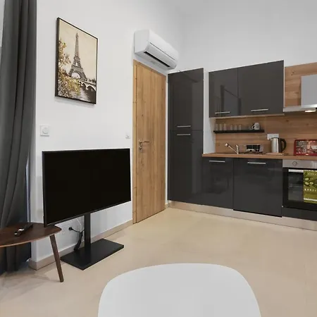 Moderne 4 - * Frejus