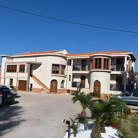 Sejour Agreable 4 Proche Apartmán Fréjus